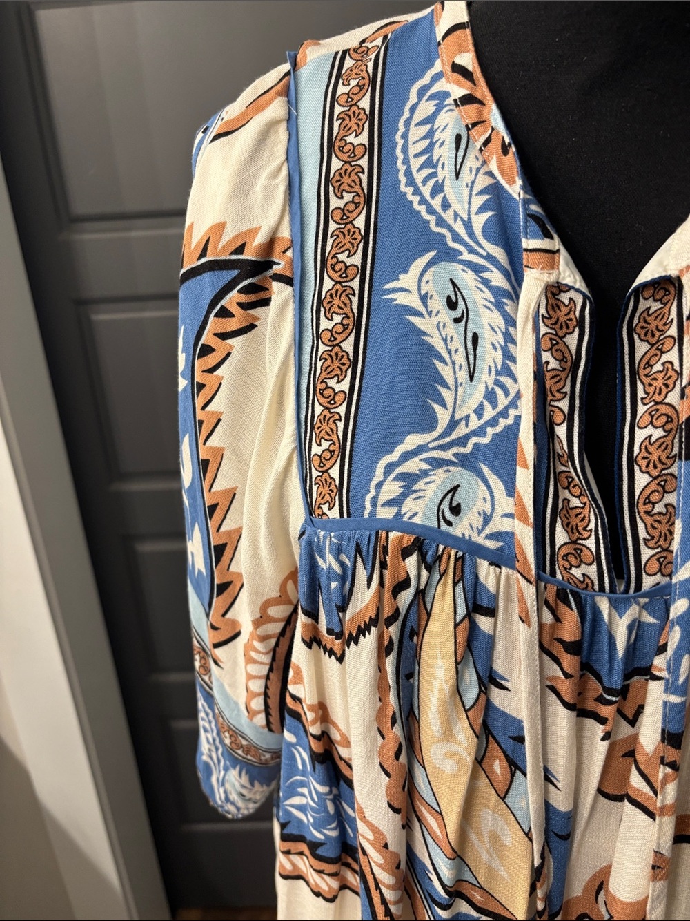 Umgee Cream, Blue & Tan Midi Dress - Picture 2 of 9